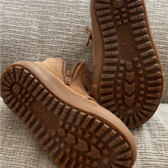 Cat & Jack Toddler boots - Picture 2 of 2